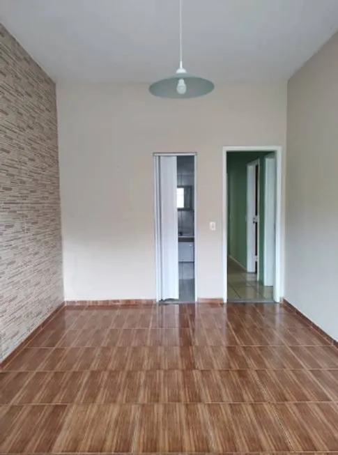 Foto 1 de Casa com 2 Quartos à venda, 90m² em Barbalho, Salvador