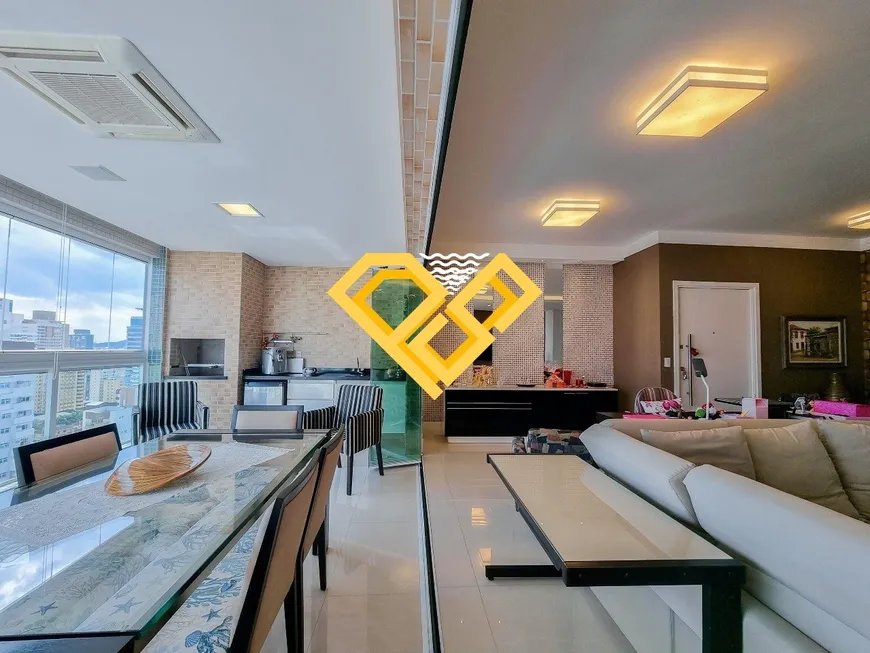 Foto 1 de Apartamento com 3 Quartos para alugar, 178m² em Gonzaga, Santos