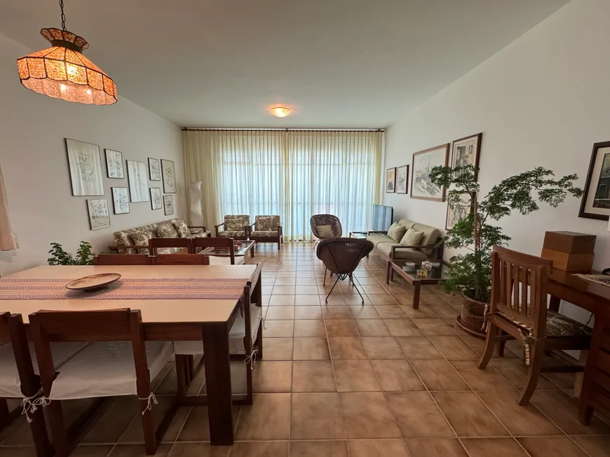 Foto 1 de Apartamento com 3 Quartos à venda, 175m² em Vila Luis Antonio, Guarujá