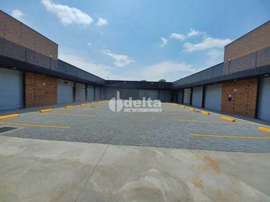 Foto 1 de Ponto Comercial para alugar, 26m² em Shopping Park, Uberlândia