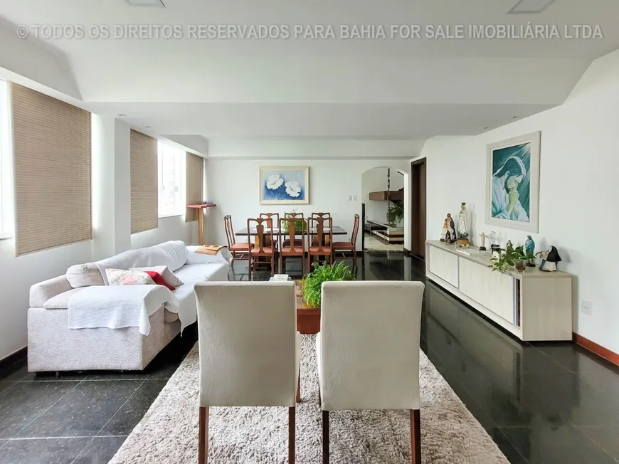 Foto 1 de Apartamento com 3 Quartos à venda, 378m² em Pituba, Salvador
