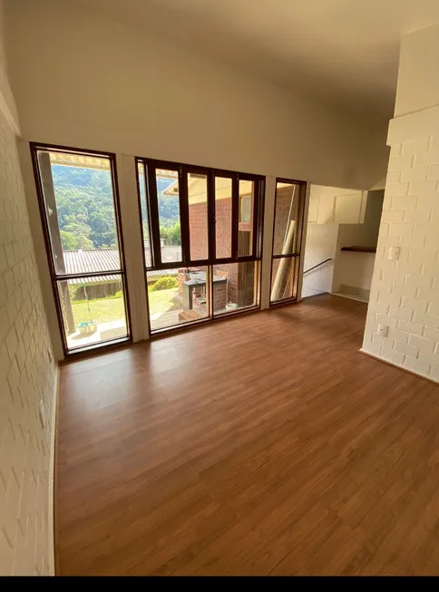 Foto 1 de Casa com 3 Quartos à venda, 63m² em Posse, Teresópolis