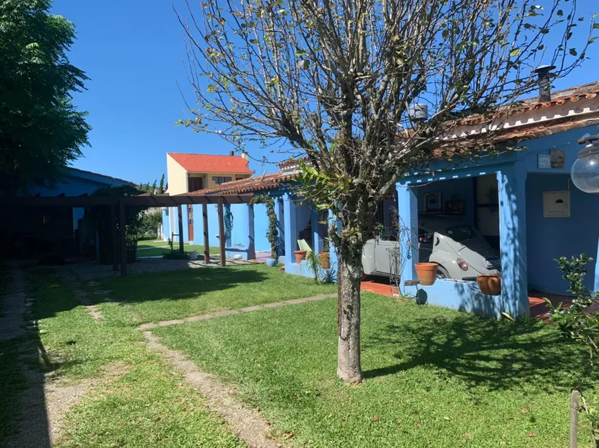 Foto 1 de Casa com 3 Quartos à venda, 420m² em Laranjal, Pelotas