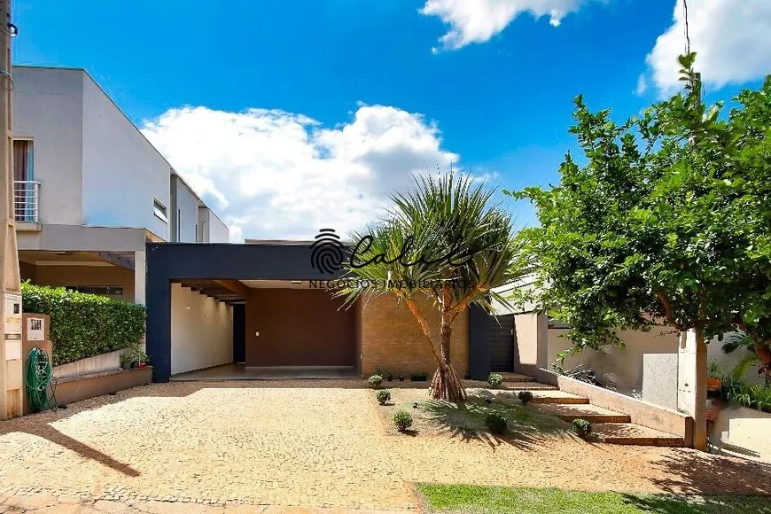 Foto 1 de Casa de Condomínio com 3 Quartos à venda, 160m² em Zona Sul, Ribeirão Preto