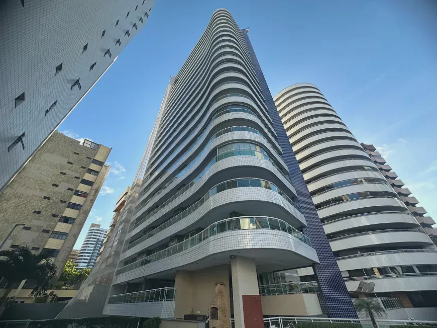 Foto 1 de Apartamento com 3 Quartos para venda ou aluguel, 280m² em Meireles, Fortaleza