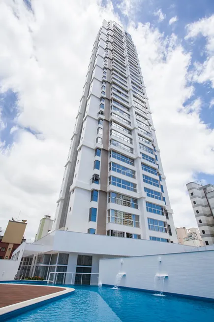 Foto 1 de Apartamento com 3 Quartos à venda, 385m² em Centro, Balneário Camboriú