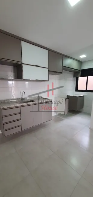 Foto 1 de Apartamento com 2 Quartos à venda, 29m² em Vila Bertioga, São Paulo