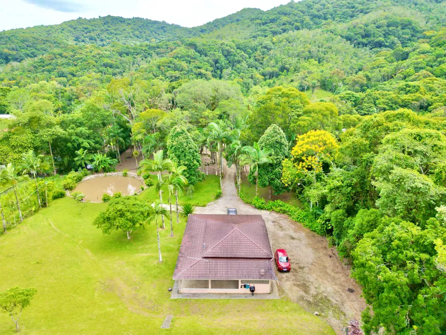 Foto 1 de Fazenda/Sítio com 2 Quartos à venda, 80m² em Zona Rural, Jacupiranga