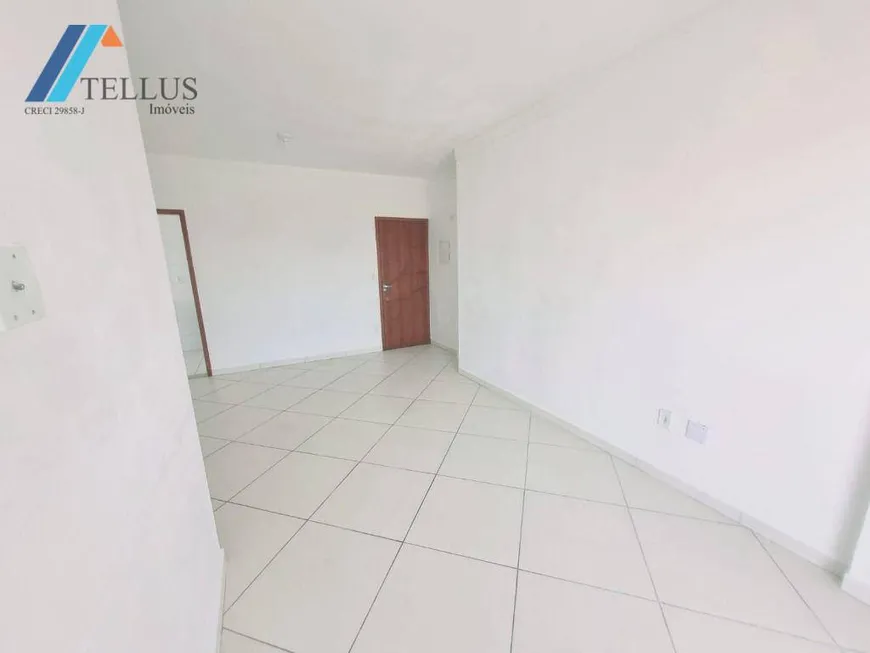 Foto 1 de Apartamento com 2 Quartos para alugar, 60m² em Vila Tupi, Praia Grande