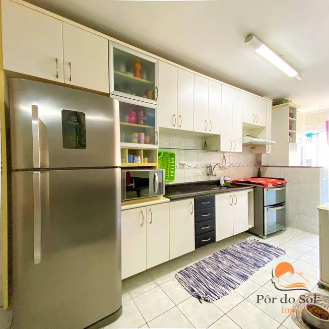 Foto 1 de Apartamento com 3 Quartos à venda, 132m² em Vila Tupi, Praia Grande