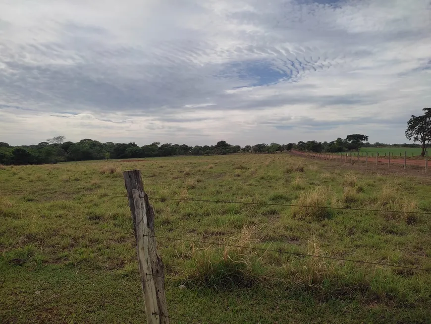 Foto 1 de Fazenda/Sítio com 3 Quartos à venda, 22m² em Zona Rural, Abadia de Goiás