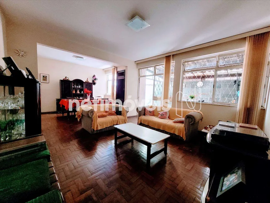Foto 1 de Apartamento com 4 Quartos à venda, 184m² em Santo Antônio, Belo Horizonte