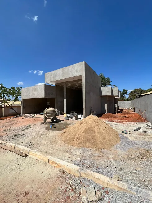 Foto 1 de Casa de Condomínio com 3 Quartos à venda, 150m² em Setor Habitacional Tororo, Brasília