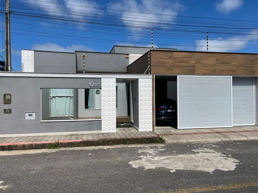 Foto 1 de Casa com 3 Quartos à venda, 220m² em Planalto, Linhares