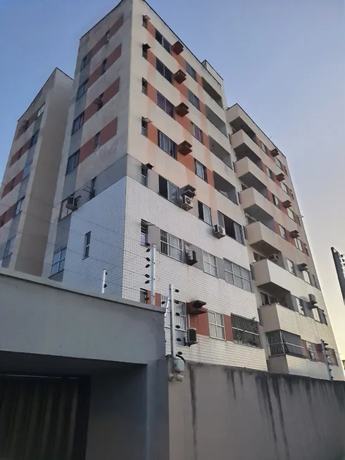 Foto 1 de Apartamento com 3 Quartos à venda, 66m² em Lago Jacarey, Fortaleza