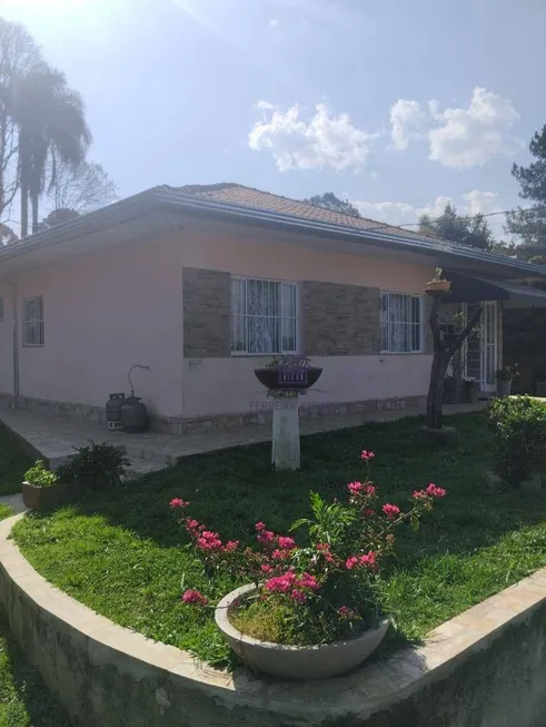 Foto 1 de Fazenda/Sítio com 3 Quartos à venda, 4000m² em Centro, Mandirituba