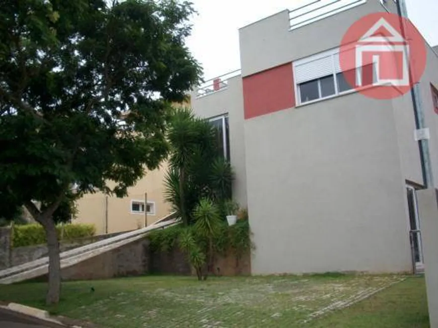 Foto 1 de Casa de Condomínio com 4 Quartos à venda, 300m² em Condomínio Residencial Santa Helena , Bragança Paulista