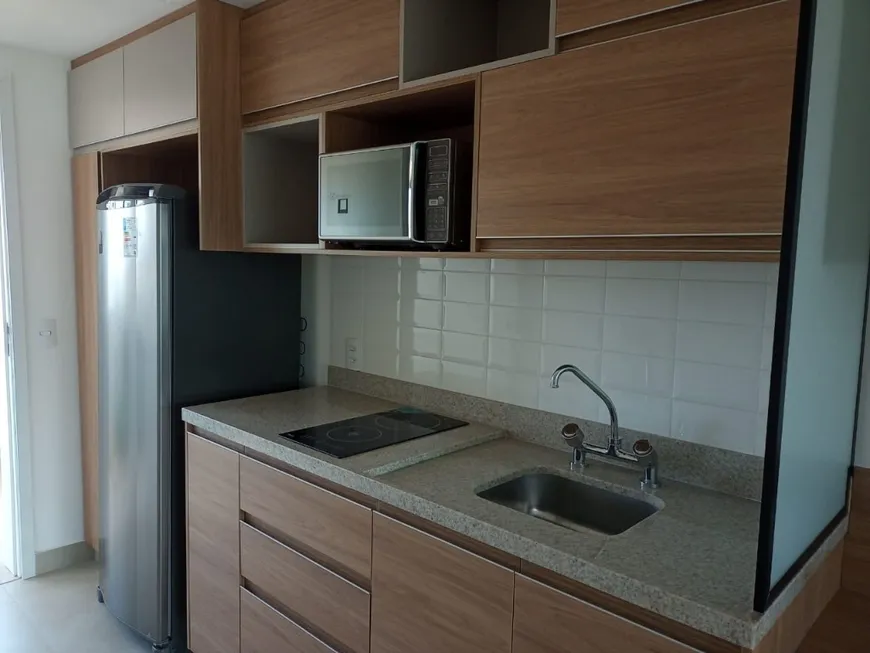 Foto 1 de Apartamento com 1 Quarto para alugar, 40m² em Vila Cordeiro, São Paulo