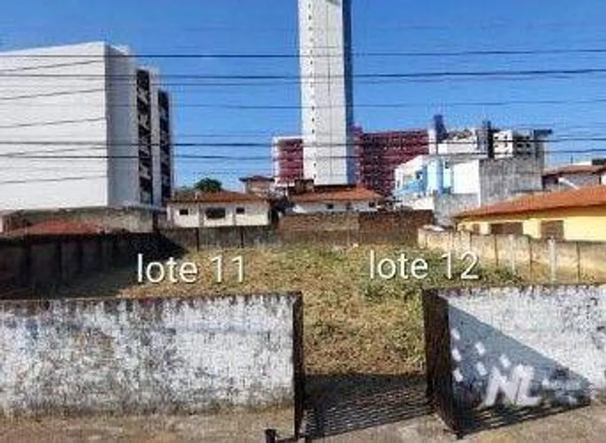 Foto 1 de Lote/Terreno à venda, 720m² em Candelária, Natal