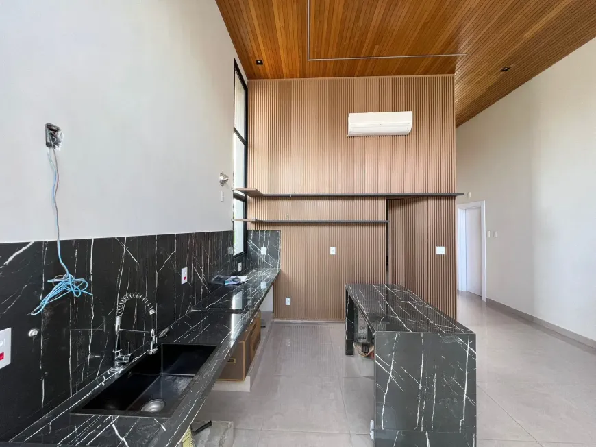 Foto 1 de Casa de Condomínio com 3 Quartos à venda, 180m² em Loteamento Terras de Florenca, Ribeirão Preto