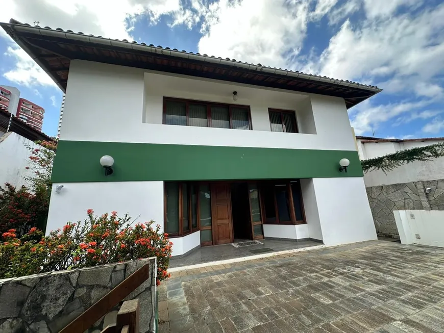 Foto 1 de Casa com 4 Quartos à venda, 550m² em Caminho Das Árvores, Salvador
