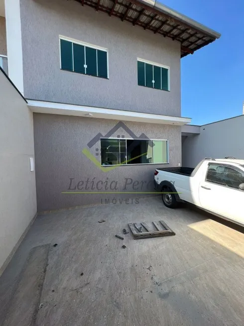 Foto 1 de Casa com 2 Quartos à venda, 85m² em Jardim Quaresmeira, Suzano