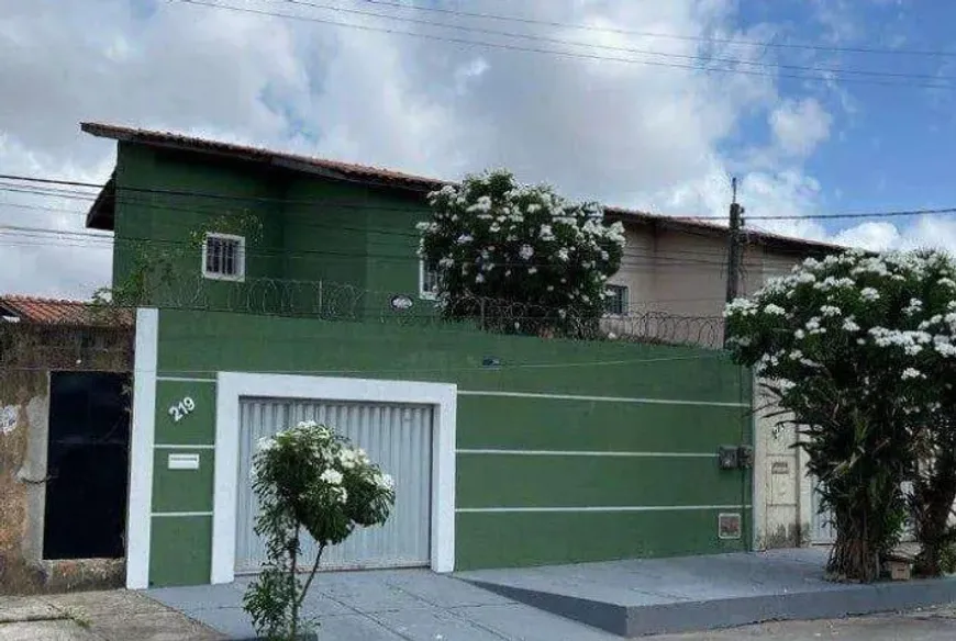 Foto 1 de Casa com 3 Quartos à venda, 100m² em Cidade dos Funcionários, Fortaleza
