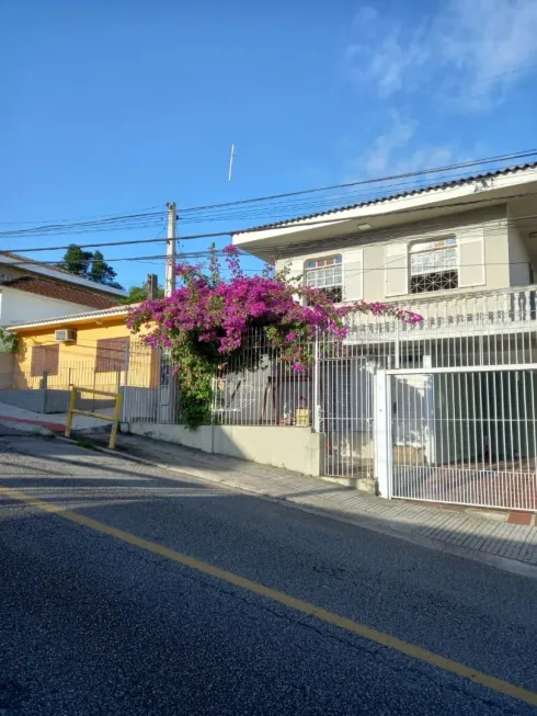 Foto 1 de Casa com 4 Quartos à venda, 191m² em Centro, Florianópolis