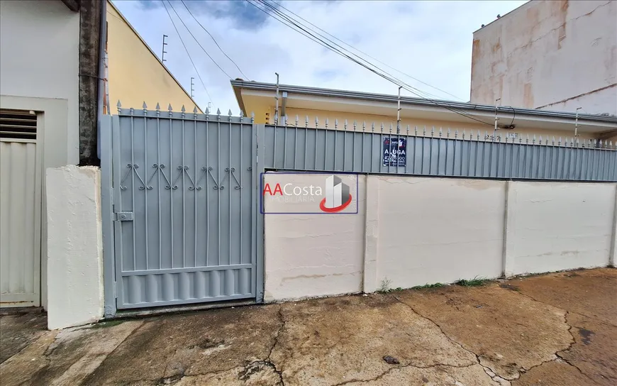 Foto 1 de Casa com 1 Quarto para alugar, 36m² em Vila Aparecida, Franca