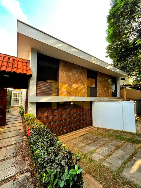 Foto 1 de Casa com 3 Quartos para venda ou aluguel, 256m² em Bela Aliança, São Paulo