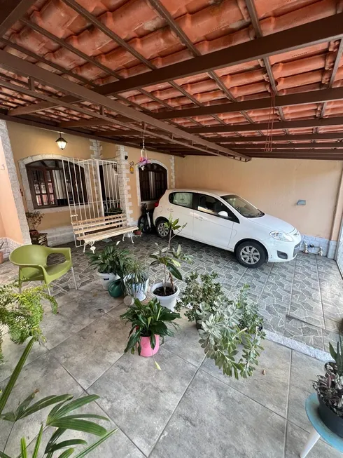 Foto 1 de Casa com 2 Quartos à venda, 70m² em Jardim Vila Rica - Tiradentes, Volta Redonda
