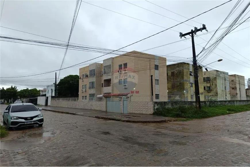 Foto 1 de Apartamento com 3 Quartos à venda, 70m² em Pau Amarelo, Paulista