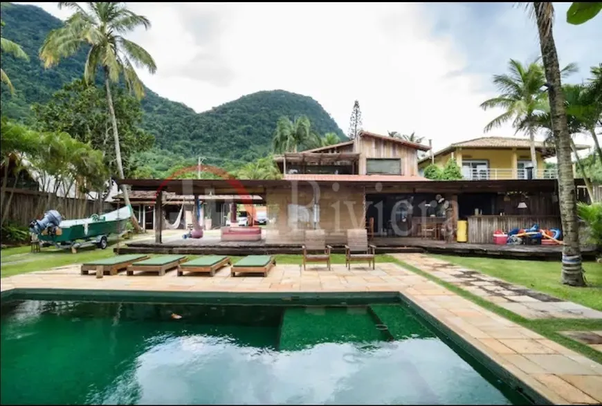 Foto 1 de Sobrado com 5 Quartos à venda, 450m² em Praia do Toque - Toque Grande, São Sebastião