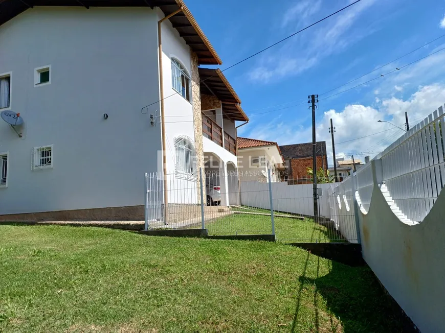Foto 1 de Casa com 4 Quartos à venda, 412m² em Serraria, São José