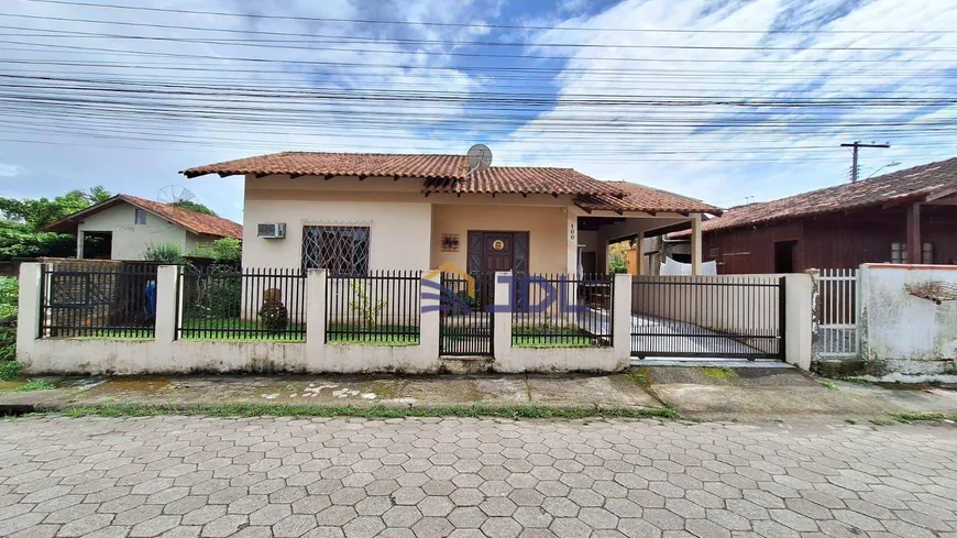 Foto 1 de Casa com 2 Quartos à venda, 99m² em Centro, Penha