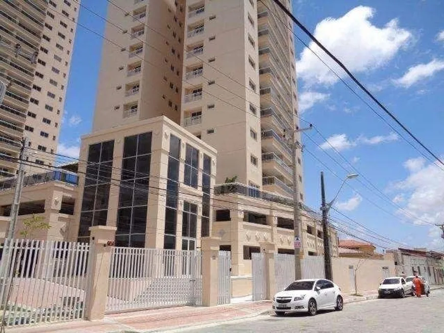 Foto 1 de Apartamento com 3 Quartos à venda, 90m² em Benfica, Fortaleza