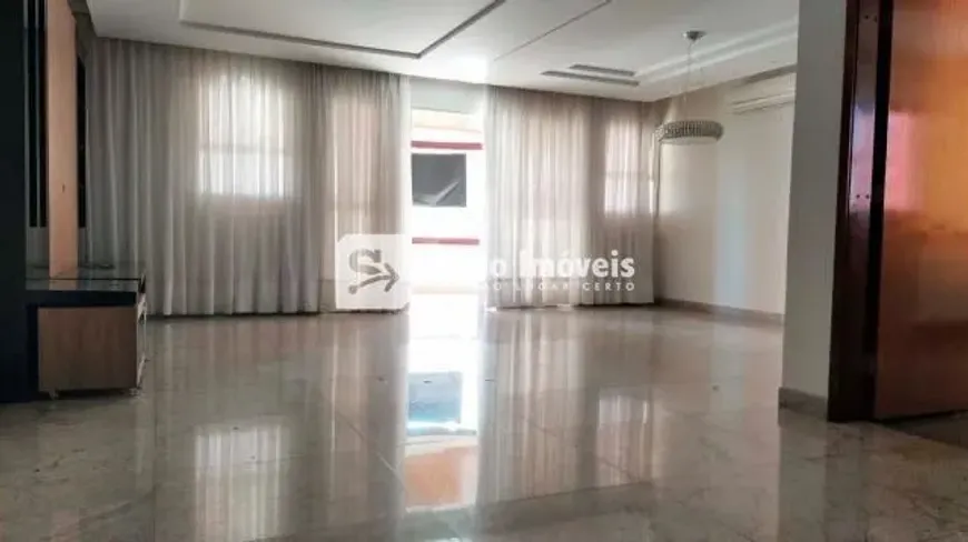 Foto 1 de Apartamento com 4 Quartos à venda, 208m² em Fundinho, Uberlândia