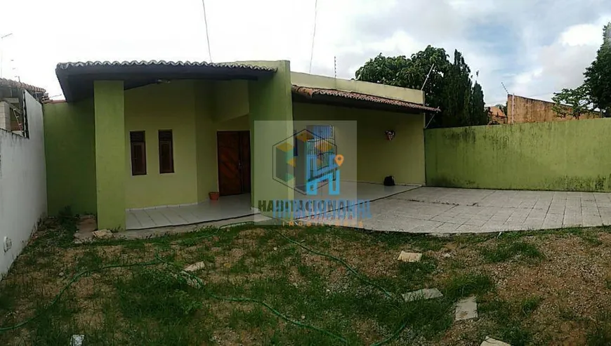 Foto 1 de Casa com 3 Quartos à venda, 180m² em Emaús, Parnamirim