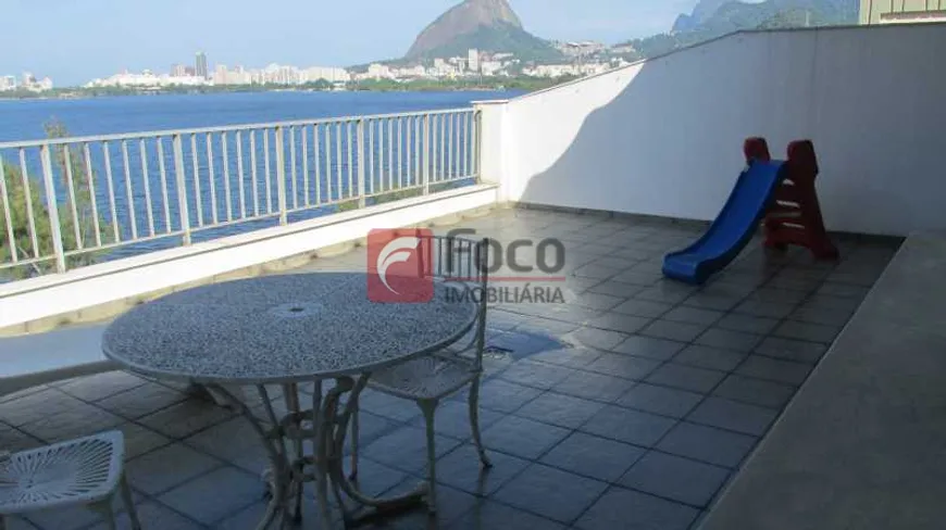 Foto 1 de Apartamento com 2 Quartos à venda, 139m² em Lagoa, Rio de Janeiro