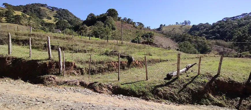 Foto 1 de Lote/Terreno à venda, 2000m² em Zona Rural, Marmelópolis