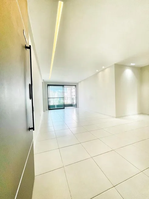 Foto 1 de Apartamento com 4 Quartos à venda, 138m² em Boa Viagem, Recife