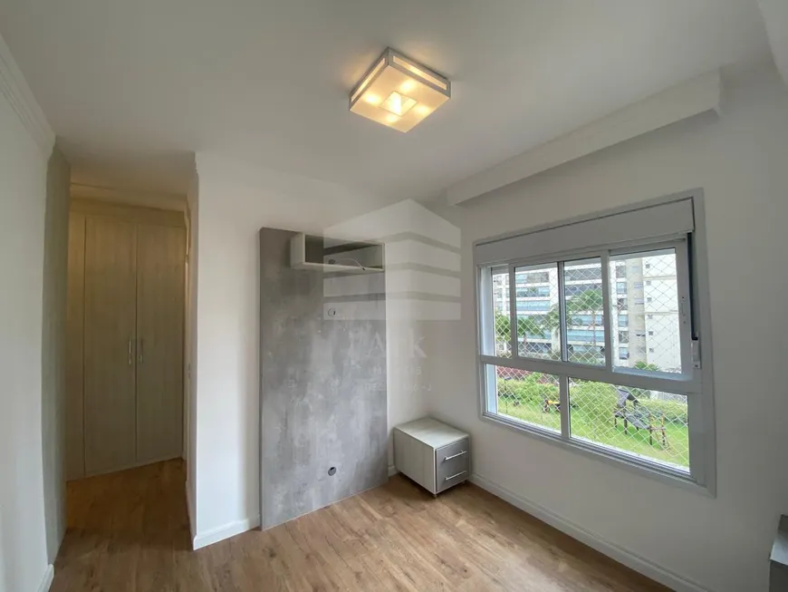 Foto 1 de Apartamento com 3 Quartos para alugar, 111m² em Aclimação, São Paulo