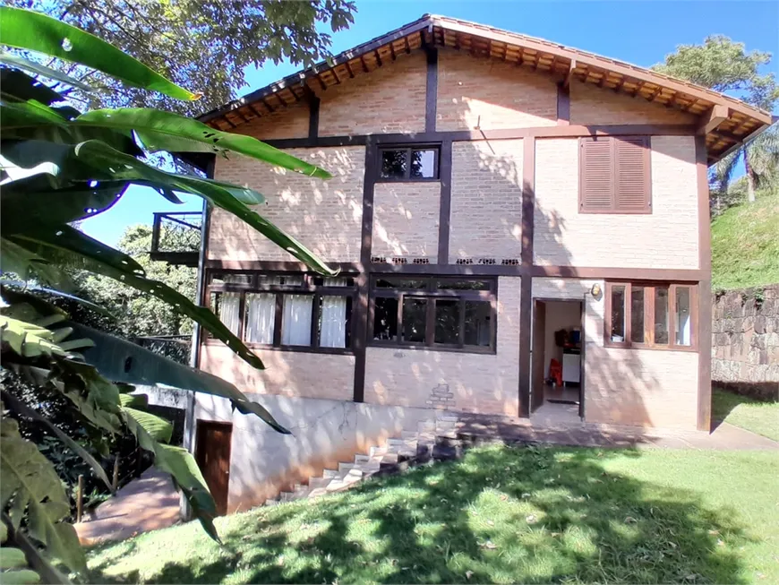 Foto 1 de Casa de Condomínio com 3 Quartos à venda, 293m² em Serra da Cantareira, Mairiporã