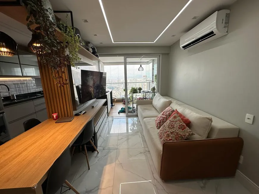 Foto 1 de Apartamento com 2 Quartos à venda, 77m² em Gonzaga, Santos