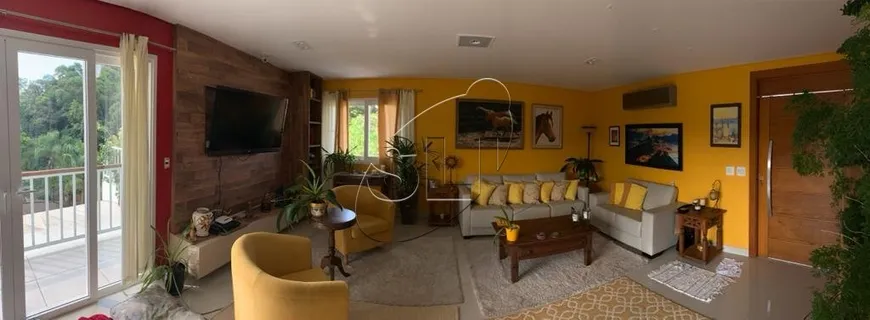 Foto 1 de Casa com 3 Quartos à venda, 280m² em Jardim Imperial Hills III, Arujá