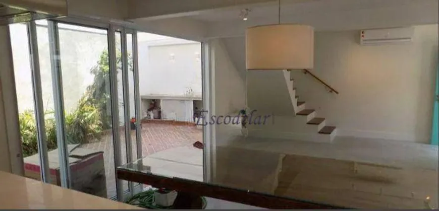 Foto 1 de Casa com 3 Quartos à venda, 170m² em Vila Olímpia, São Paulo