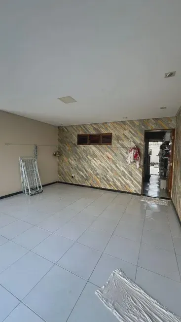 Foto 1 de Casa com 3 Quartos à venda, 127m² em Brotas, Salvador