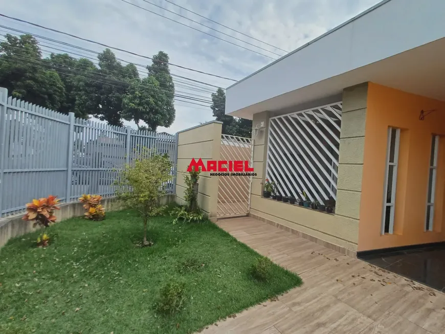 Foto 1 de Casa com 3 Quartos à venda, 250m² em Bosque dos Eucaliptos, São José dos Campos