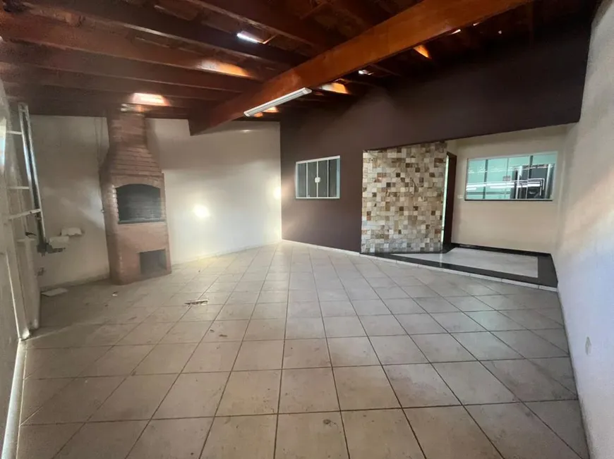 Foto 1 de Casa com 3 Quartos à venda, 132m² em Parque Nova Carioba, Americana