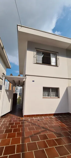 Foto 1 de Sobrado com 3 Quartos para venda ou aluguel, 231m² em Vila Madalena, São Paulo